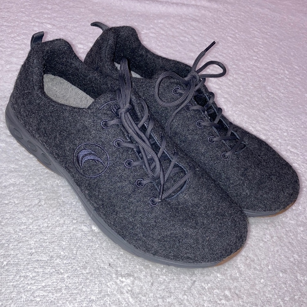 Therafit charcoal grey wool runners size 10 mens